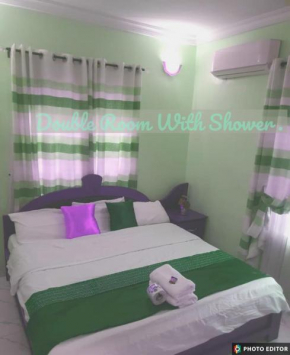 4 Ensuite RMs House 2 yourself